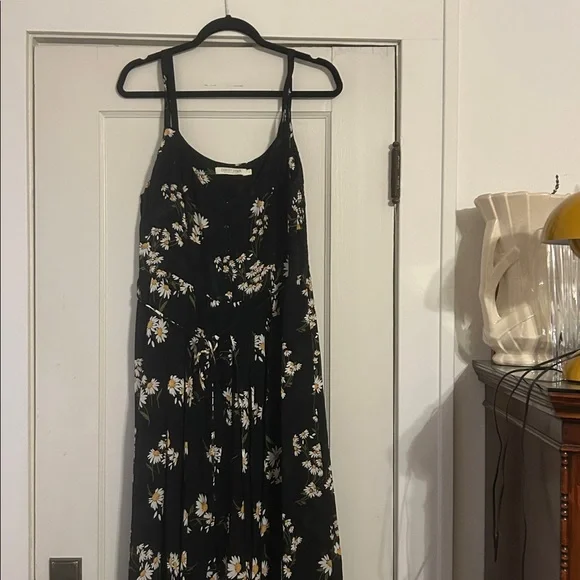 Christy Dawn black crepe daisy Nicks dress, size L - Picture 2 of 3